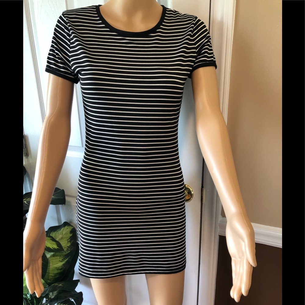 Black & White Striped Top - 65% Polyester 35% Cotton - Size Medium